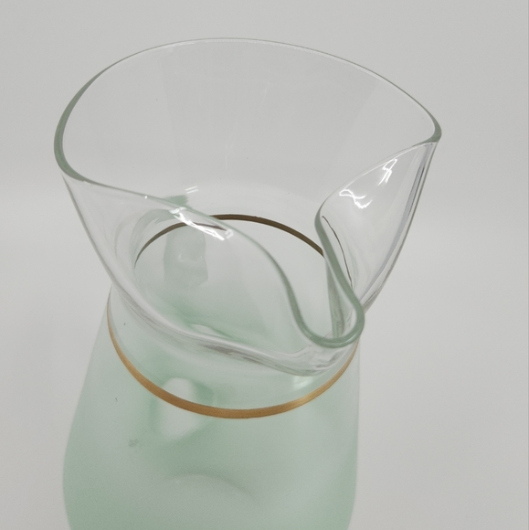 Vtg MCM West Virginia Blendo Glass Ice Lip Pitcher Frosted Green Gold Trim 9.5" - Picture 5 of 13